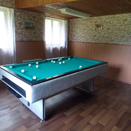 Lumshory Hotel