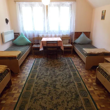 Hotel Lumshory Perechin