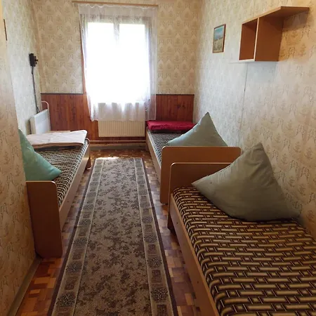 Hotel Lumshory Perechin